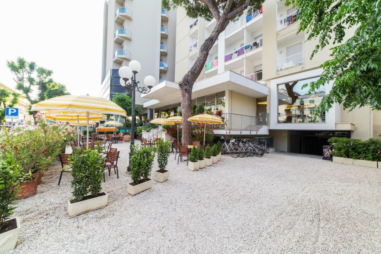 Hotel Astoria Cattolica Esterno foto