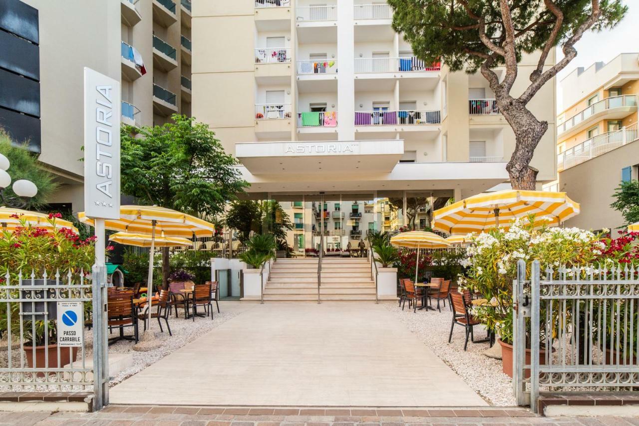 Hotel Astoria Cattolica Esterno foto