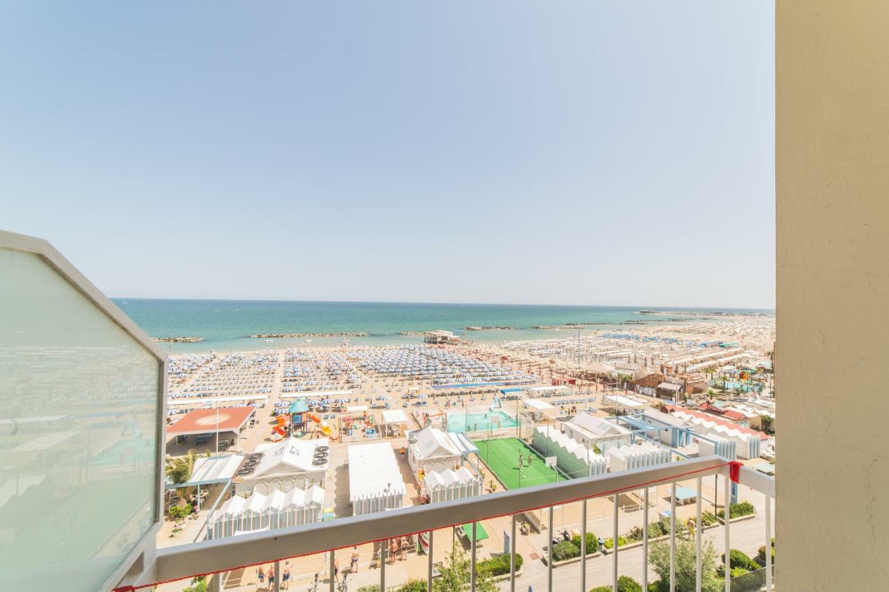 Hotel Astoria Cattolica Esterno foto