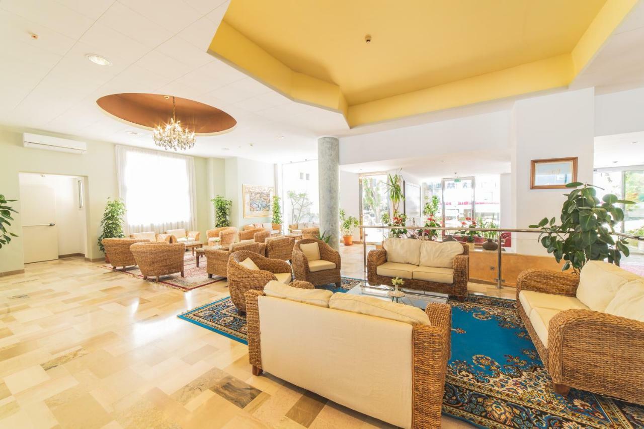 Hotel Astoria Cattolica Esterno foto